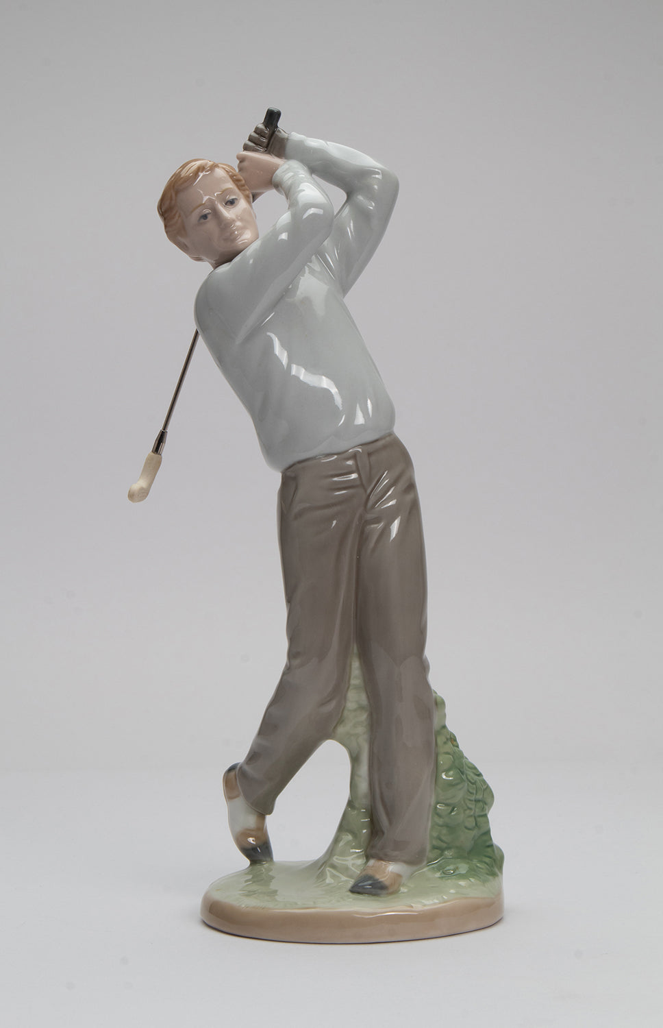 Ceramic Golfer Figurine Home Décor Gift for Him Gift for Dad Gift for Son Gift for Boss Office Decor - Figurine