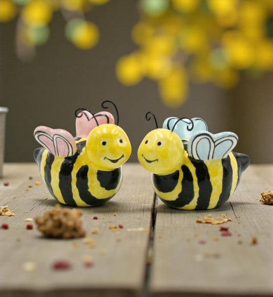 Ceramic Honey Bee Salt And Pepper Shakers Home Décor Gift for Her Gift for Mom Kitchen Décor Farmhouse Decor - Salt &