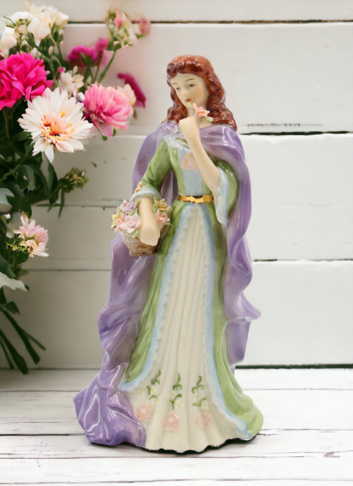 Ceramic Irish Lady Figurine Home Décor Gift for Her Gift for Mom Vintage Decor - Figurines