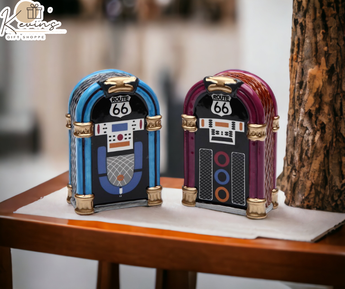 Ceramic Jukebox Salt & Pepper Shakers Home Décor Gift for Him Gift for Dad Kitchen Décor Game Room Decor - Salt &