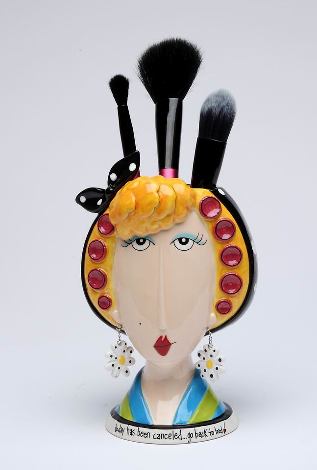 Shower Lady Makeup Holder - kevinsgiftshoppe