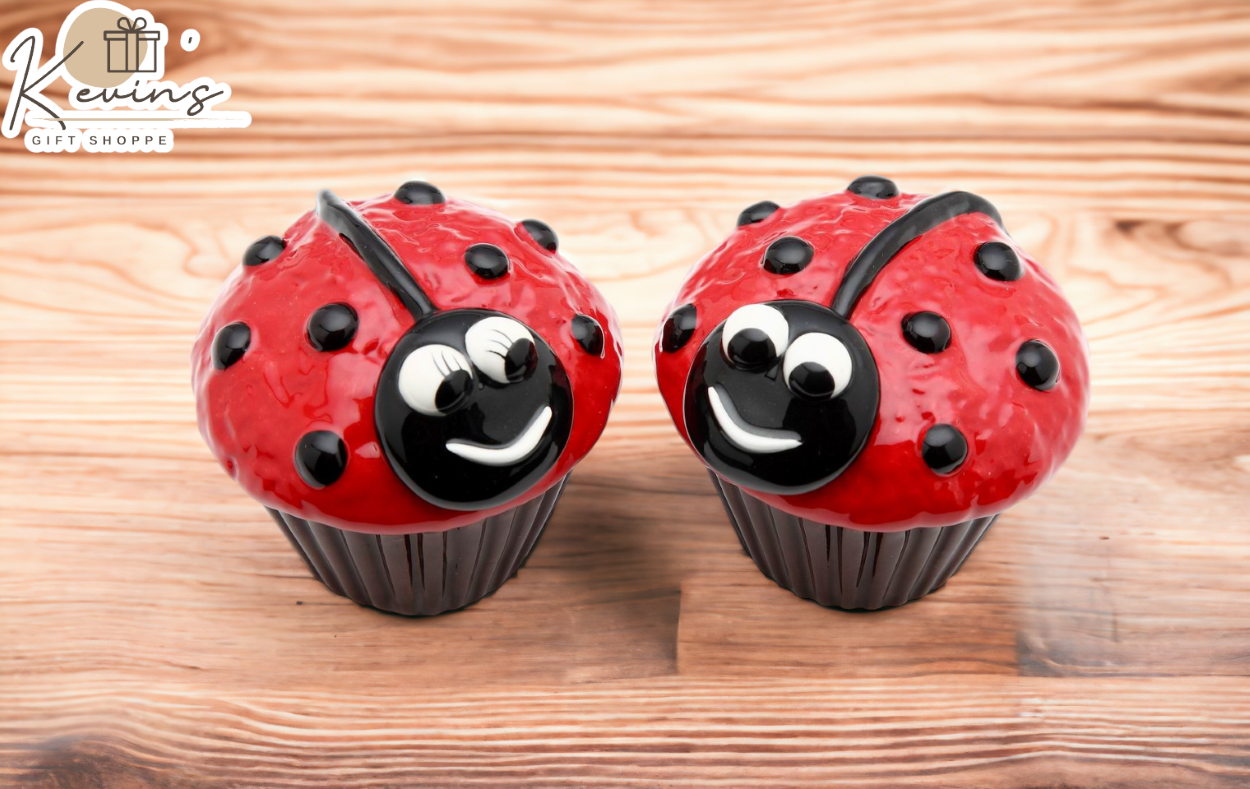 Ceramic Ladybug Cupcake Salt & Pepper Shakers Home Décor Gift for Her Gift for Mom Kitchen Décor Bakery Décor Café
