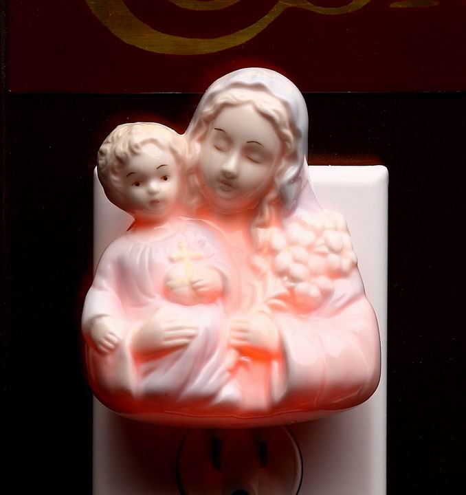 Ceramic Madonna Holding Baby Jesus Night Light Christmas Décor Religious Décor Religious Gift Church Décor Baptism Gift