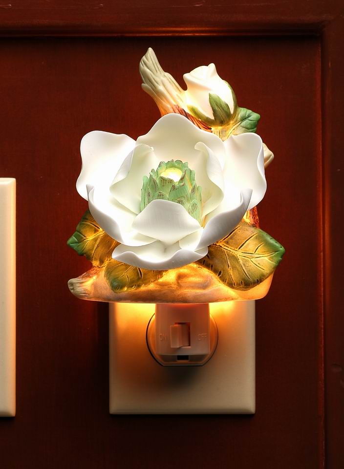 Ceramic Magnolia Flower Plug-In Nightlight Home Décor Gift for Her Gift for Mom Nature Lover Décor Vintage Decor