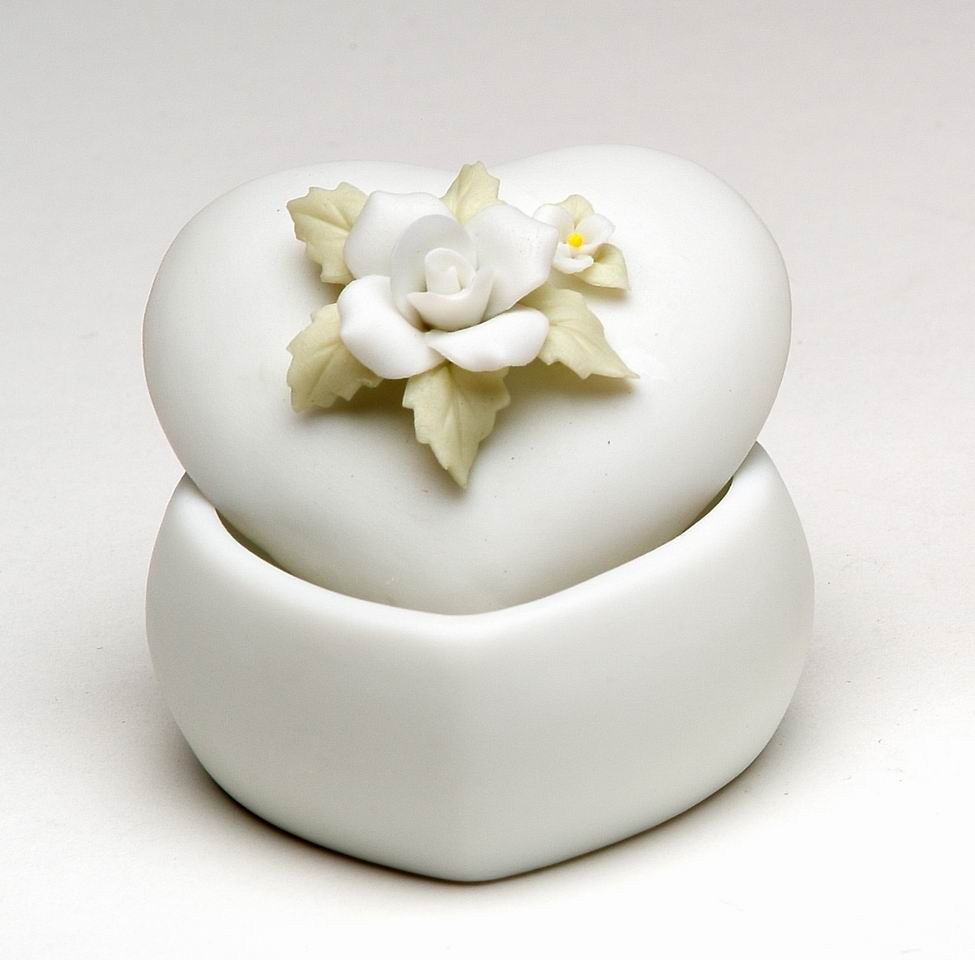 Ceramic Mini Size Heart Shape Jewelry Box with Pink Rose Home Décor Gift for Her Mom Nature Lover Gift Wedding Gift