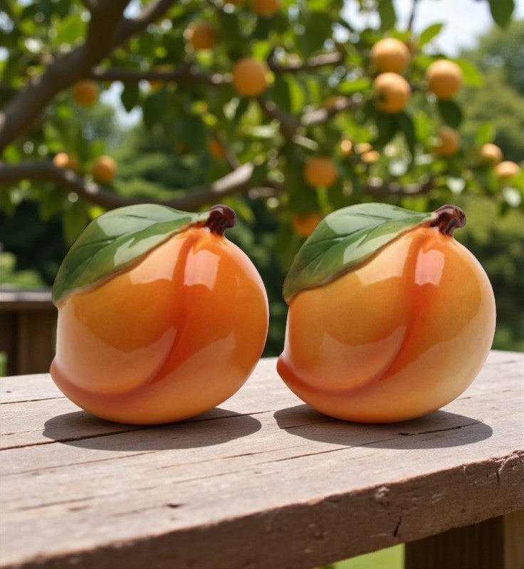 Ceramic Peach Salt and Pepper Shakers Home Décor Gift for Her Gift for Mom Kitchen Décor Farmhouse Décor - Salt &