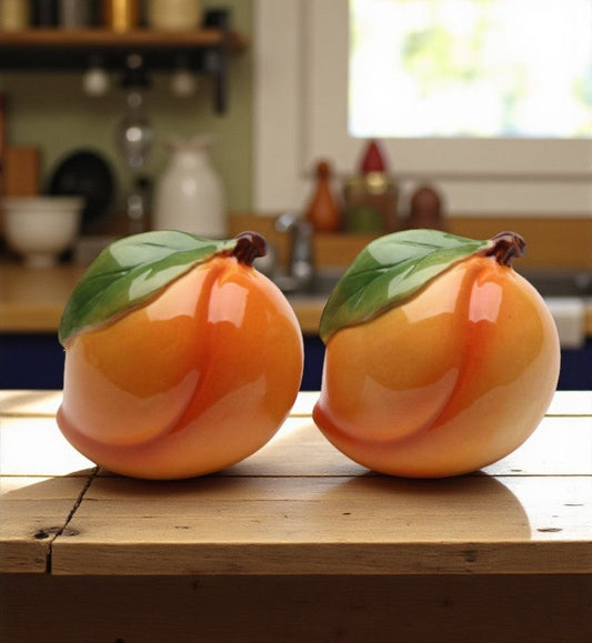 Ceramic Peach Salt and Pepper Shakers Home Décor Gift for Her Gift for Mom Kitchen Décor Farmhouse Décor - Salt &