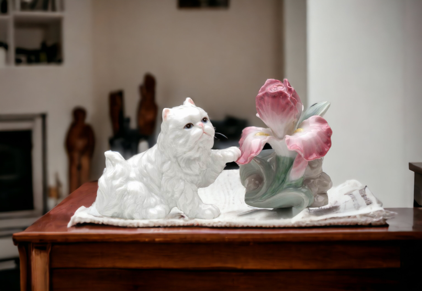 Ceramic Persian Cat and Iris Flower Salt & Pepper Home Décor Gift for Her Gift for Mom Kitchen Décor Cat Lovers Gift