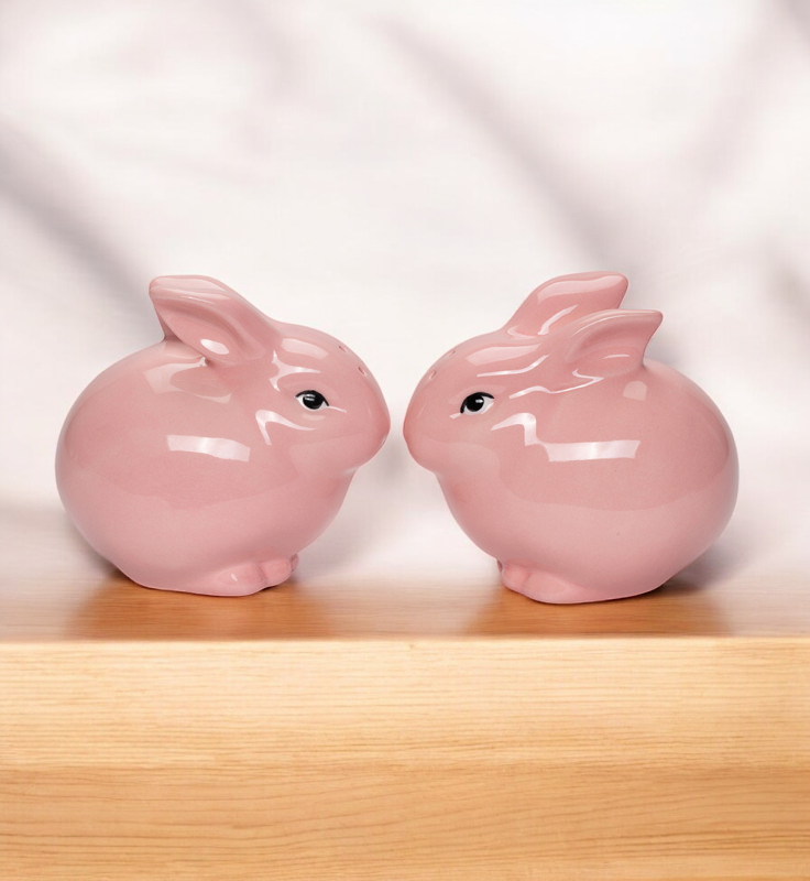 Ceramic Pink Bunny Rabbit Salt and Pepper Shakers Spring Decor Farmhouse Kitchen Decor Easter Decor - Salt & Pepper
