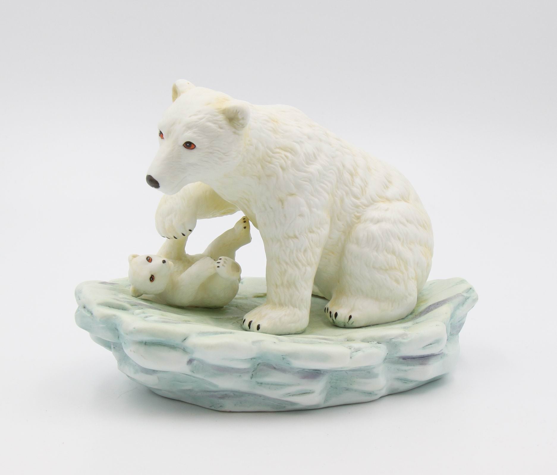 Ceramic Polar Bear Mom And Cub Figurine Home Décor Gift for Her Gift for Mom Kitchen Décor Nature Lover Gift - Figurine