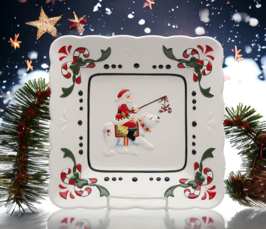 Ceramic Santa With Polar Bear 10’’ Plate Home Décor Gift for Her Gift for Mom Kitchen Décor Christmas Décor - Plates