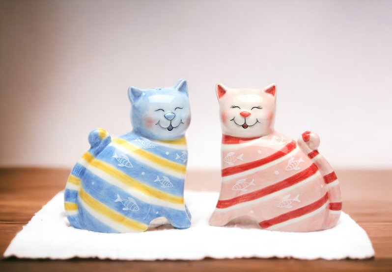 Ceramic Striped Cats Salt & Pepper Shakers Home Décor Gift for Her Gift for Mom Kitchen Décor Cat Lovers Gift Pet Loss