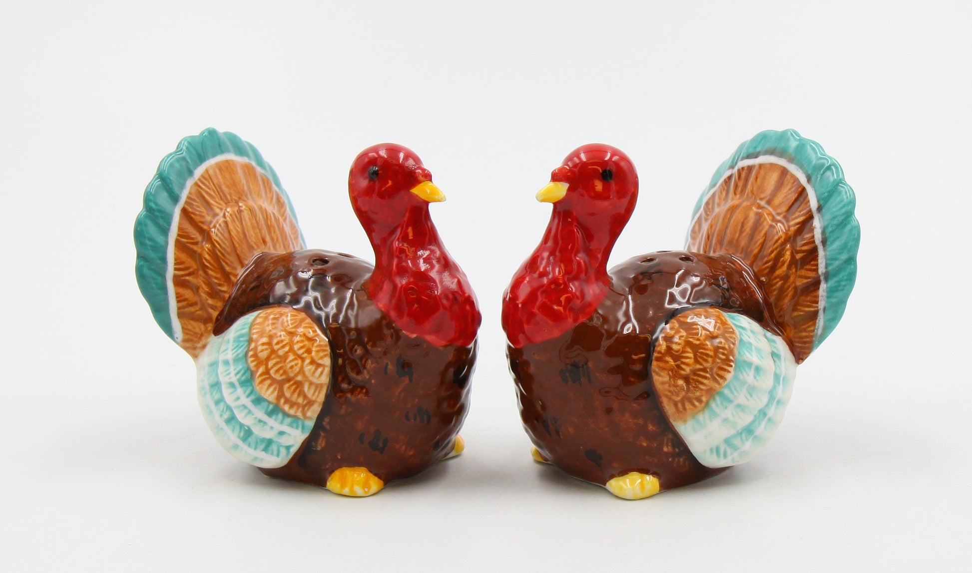 Ceramic Thanksgiving Turkey Salt And Pepper Shakers Home Décor Gift for Her Gift for Mom Kitchen Décor Fall Décor