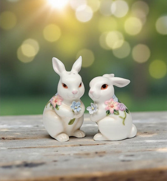 Easter Rabbits Holding Flowers Salt and Pepper Shakers Home Décor Gift for Her Gift for Mom Kitchen Décor Spring Décor