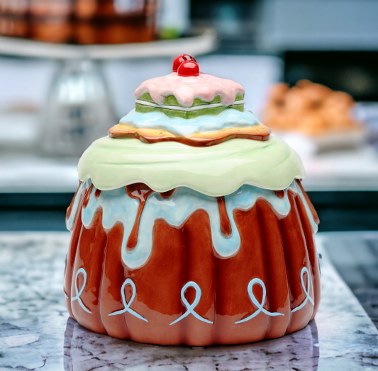 Hand Painted Ceramic Cake Cookie Jar Home Décor Gift for Her Gift for Mom Kitchen Décor Cafe Decor Bakery Decor