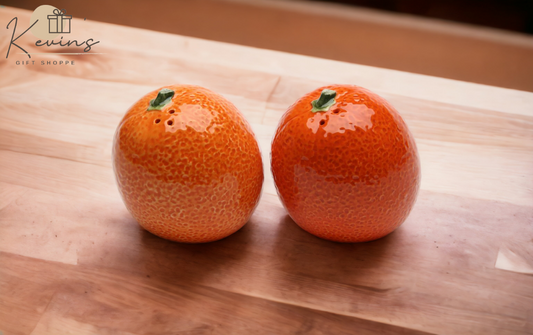 Hand Painted Ceramic Orange Salt & Pepper Shakers Home Décor Gift for Her Gift for Mom Kitchen Décor Farmhouse Décor