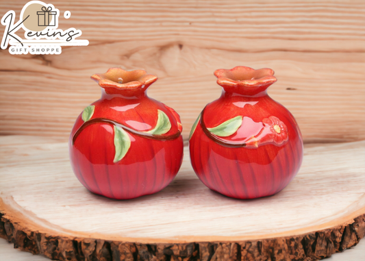Hand Painted Ceramic Pomegranate Salt & Pepper Shakers Home Décor Gift for Her Gift for Mom Kitchen Décor Farmhouse