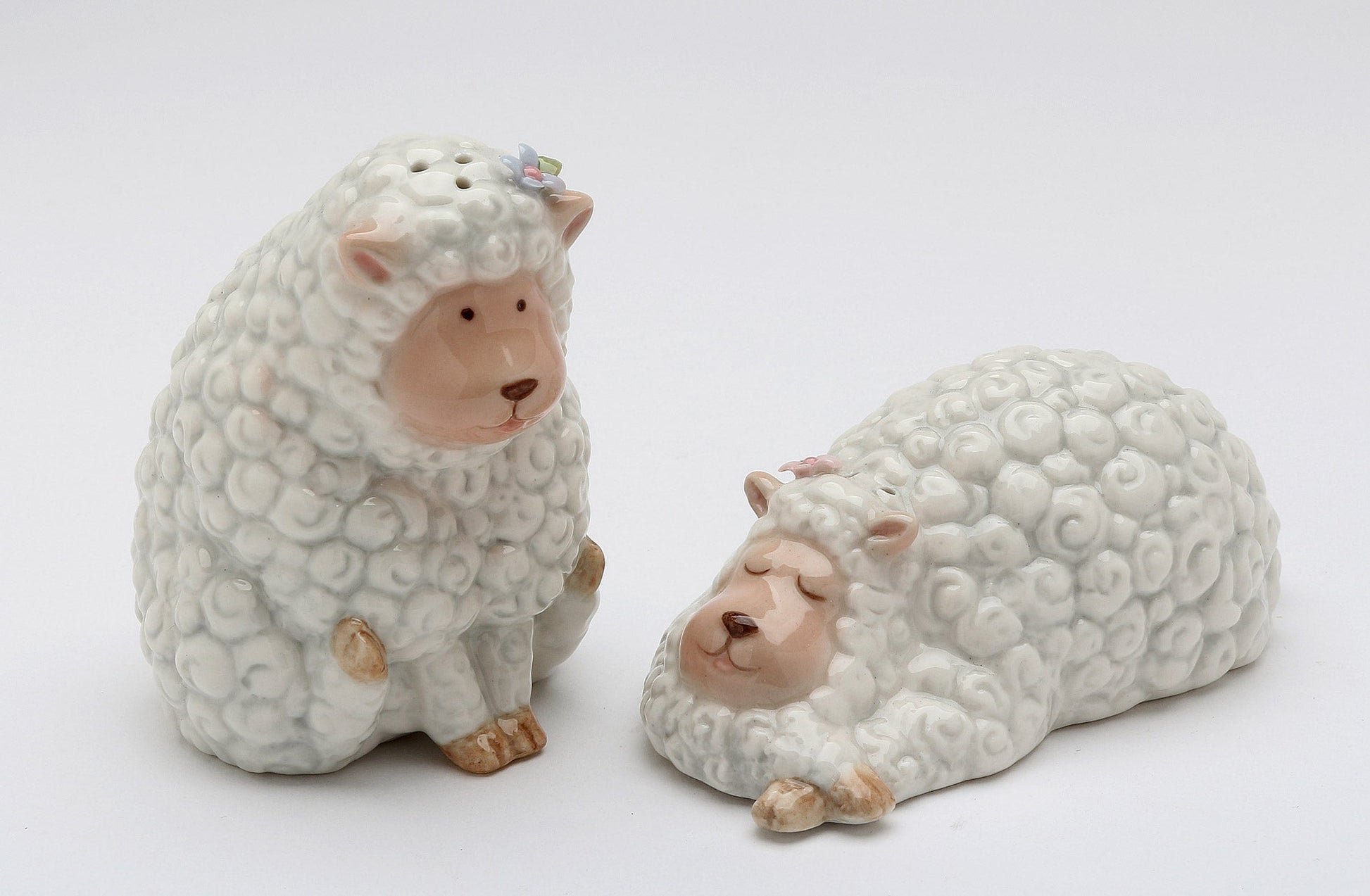 Sheep Salt & Pepper - kevinsgiftshoppe