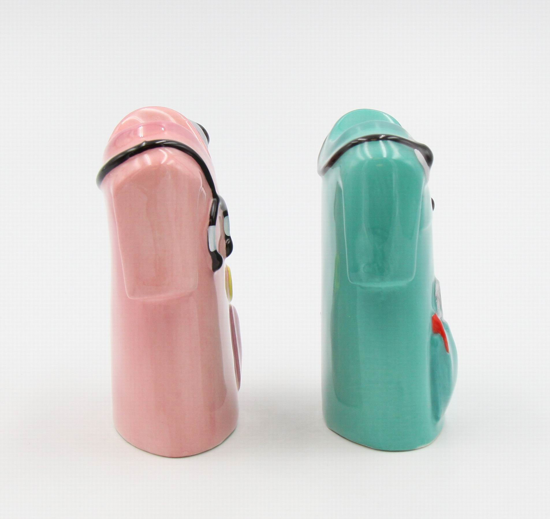 Healthcare Heroes Nurse Scrubs Salt And Pepper Shakers Home Décor Gift for Nurse Kitchen Décor Dining Table Décor