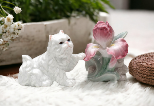 Ceramic Persian Cat and Iris Flower Salt & Pepper, Home Décor, Gift for Her, Gift for Mom, Kitchen Décor, Cat Lovers Gift, Pet Loss Gift