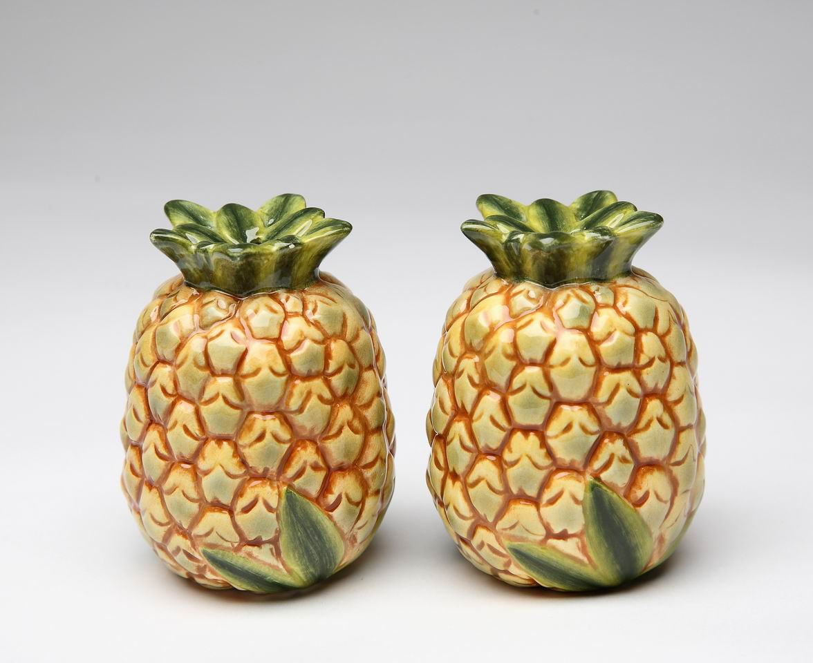 Pineapple Salt & Pepper - kevinsgiftshoppe