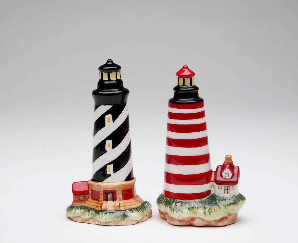 Black & Red Lighthouse Salt & Pepper - kevinsgiftshoppe