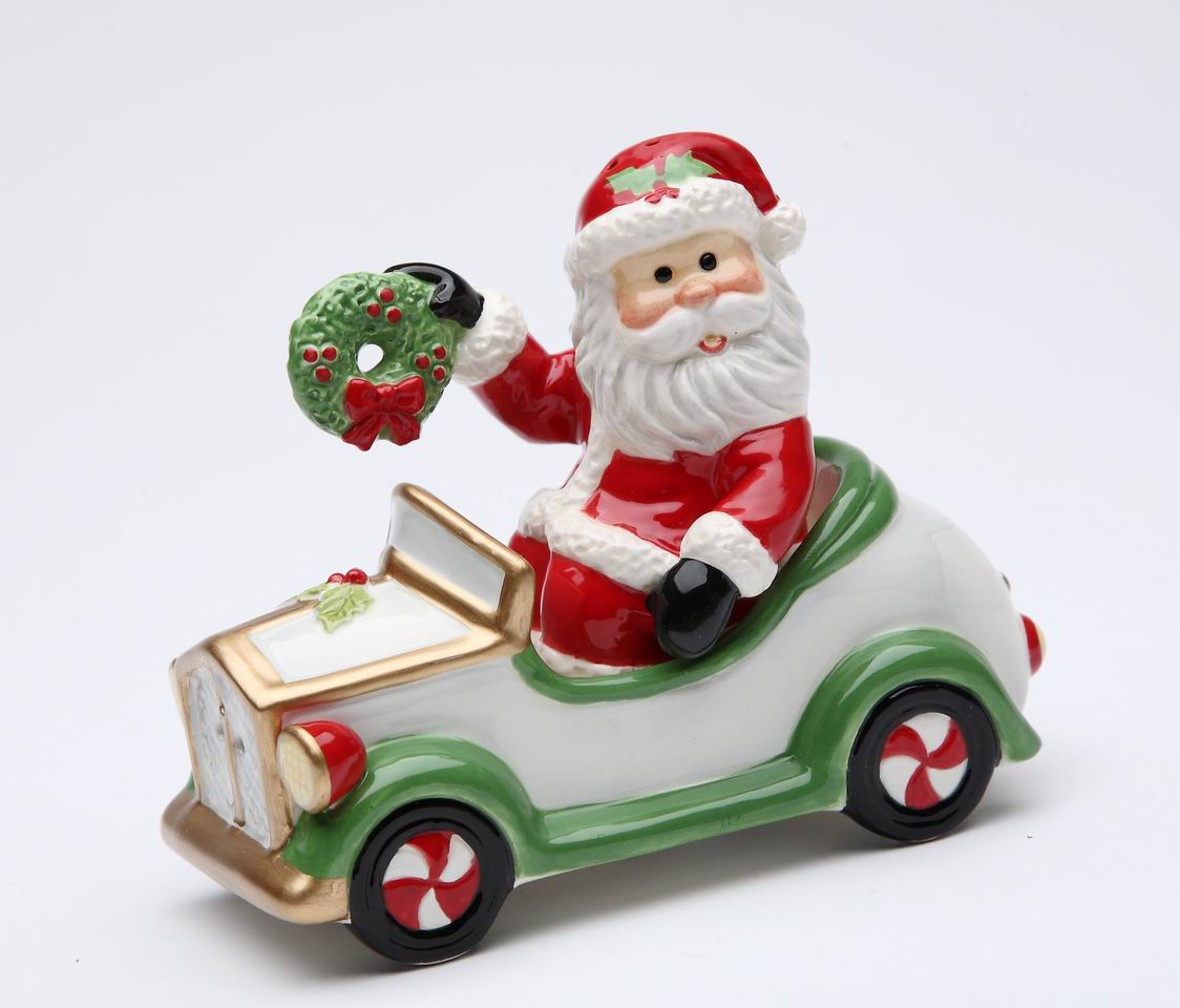 Ceramic Christmas Santa Driving Car Salt & Pepper Shakers, Home Décor, Gift for Her, Gift for Mom, Kitchen Décor, Christmas Décor