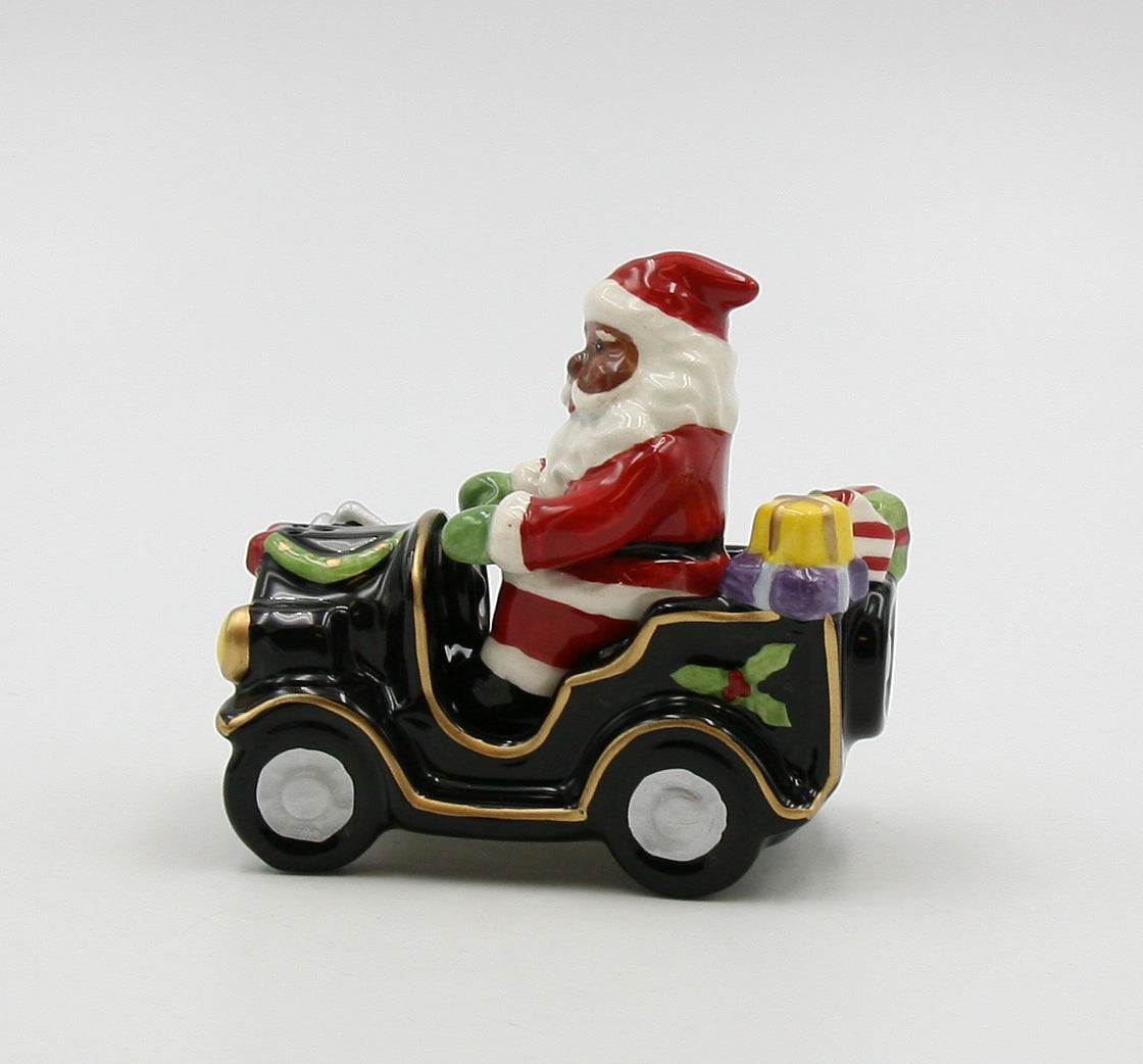 Ceramic African American Santa Claus Driving Car Salt and Pepper Shakers, Gift for Her, Gift for Mom, Kitchen Décor, Christmas Décor