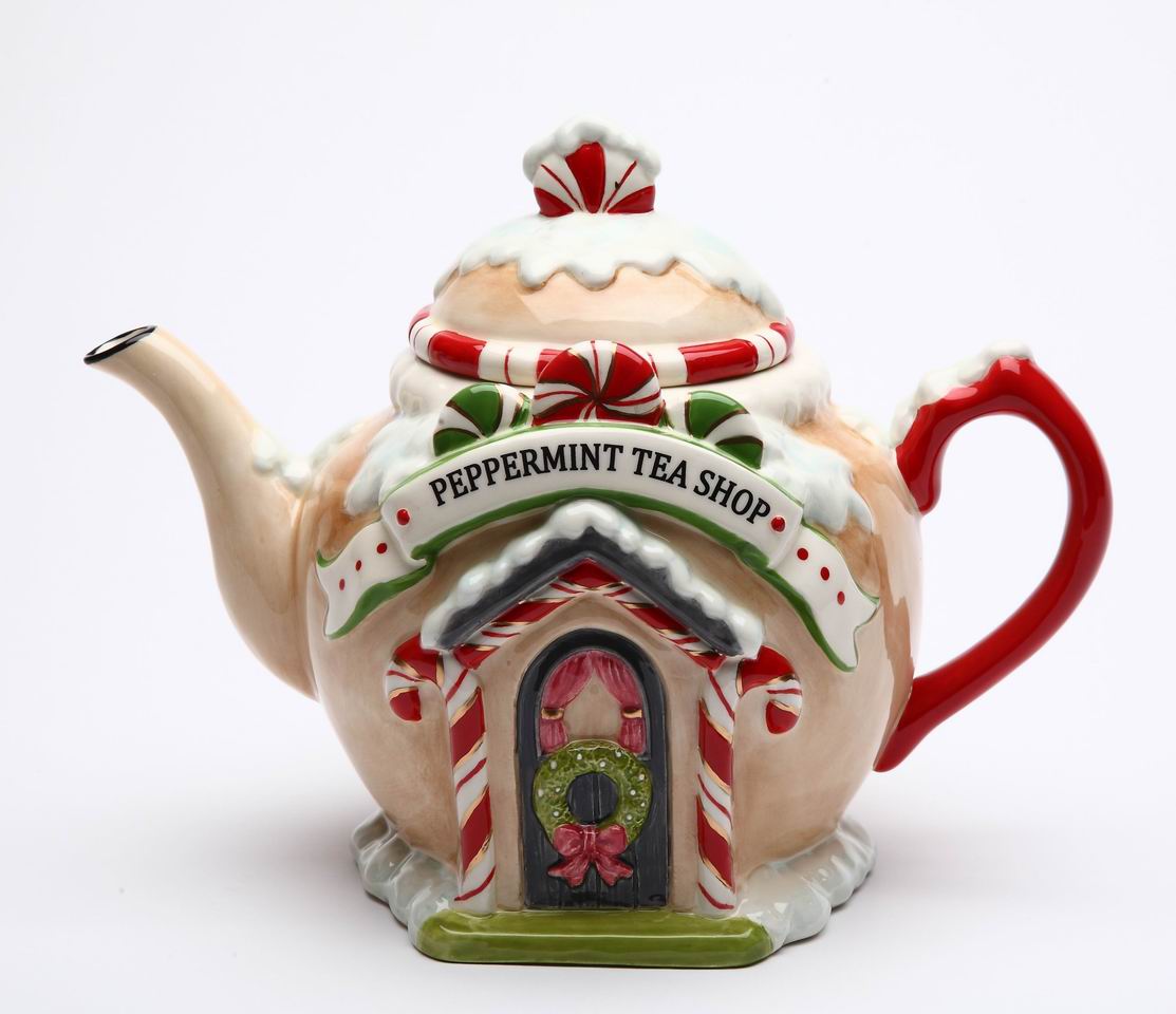 Ceramic Christmas Decor Santa's Village Teapot, Gift for Her, Gift for Mom, Kitchen Décor, Tea Party Décor, Café Décor, Kitchen Decor