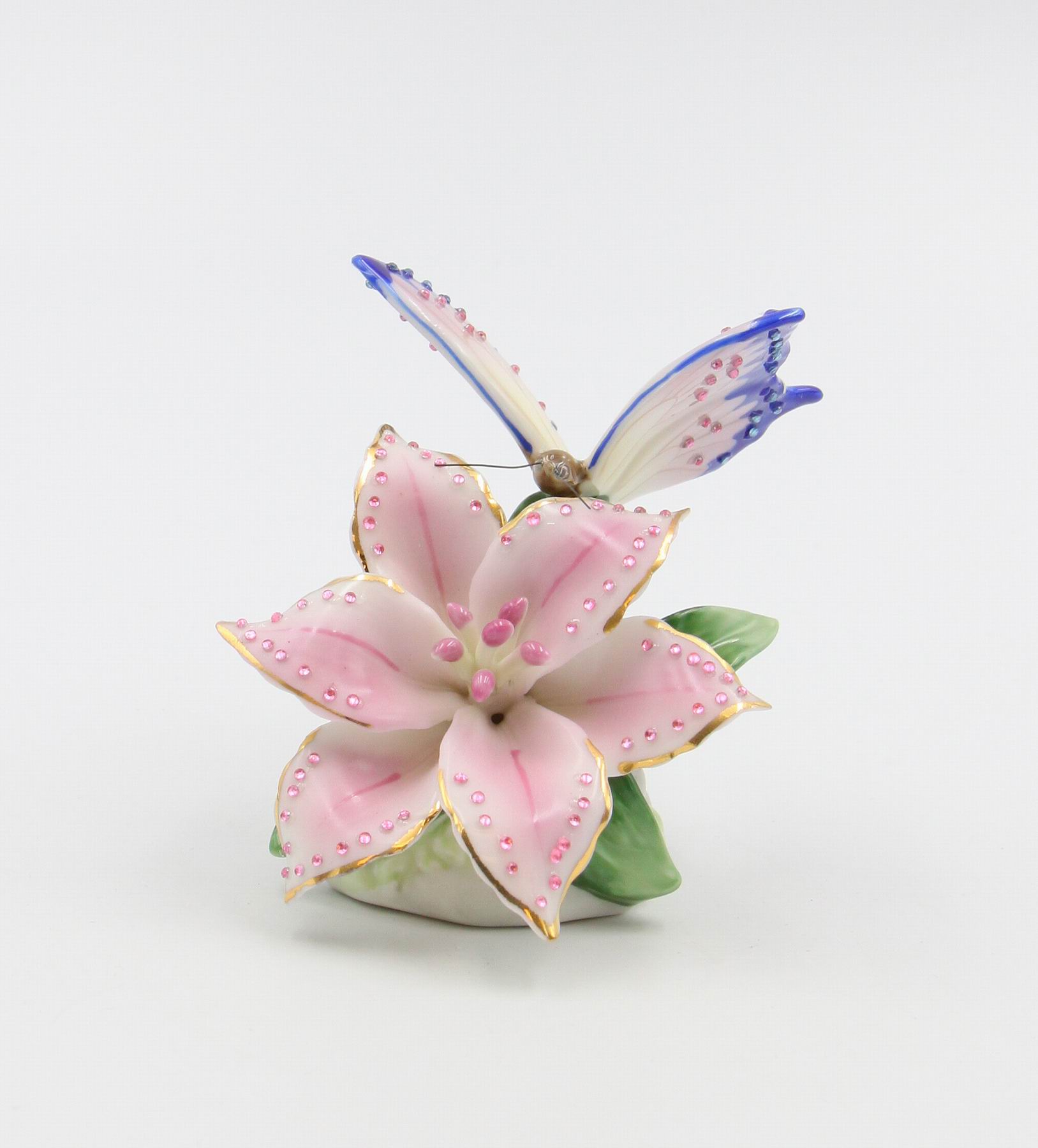 Jewel Lily With Butterfly Figurine - kevinsgiftshoppe