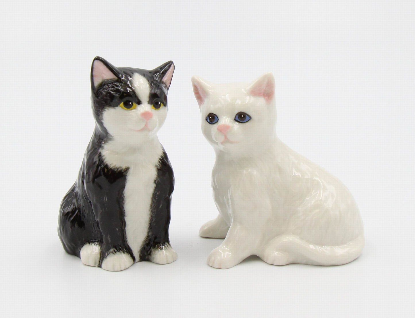 Cat Salt And Pepper Shaker Set - kevinsgiftshoppe