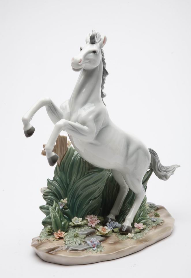 White Stallion Horse Figurine - kevinsgiftshoppe