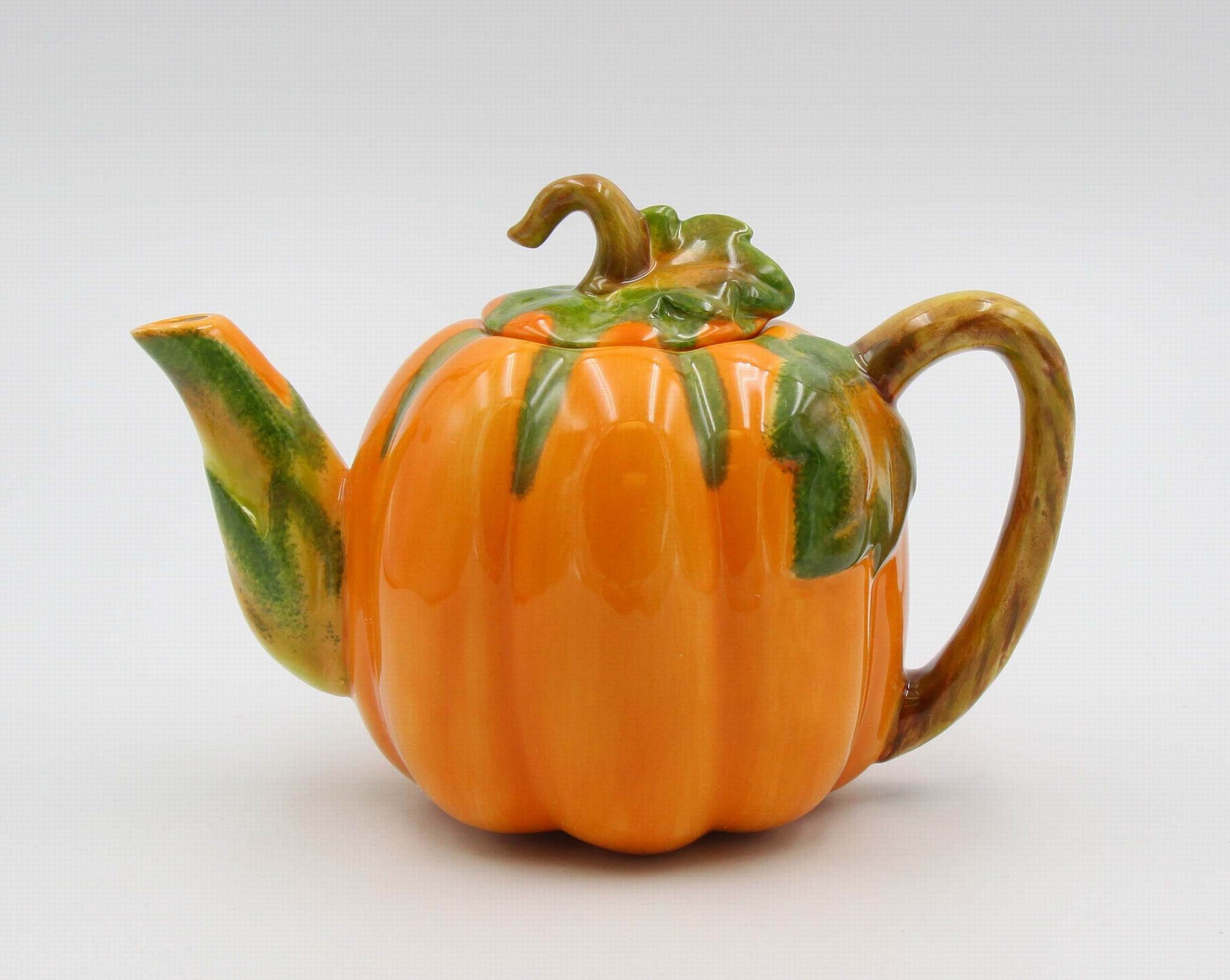 Halloween Pumpkin Teapot - kevinsgiftshoppe