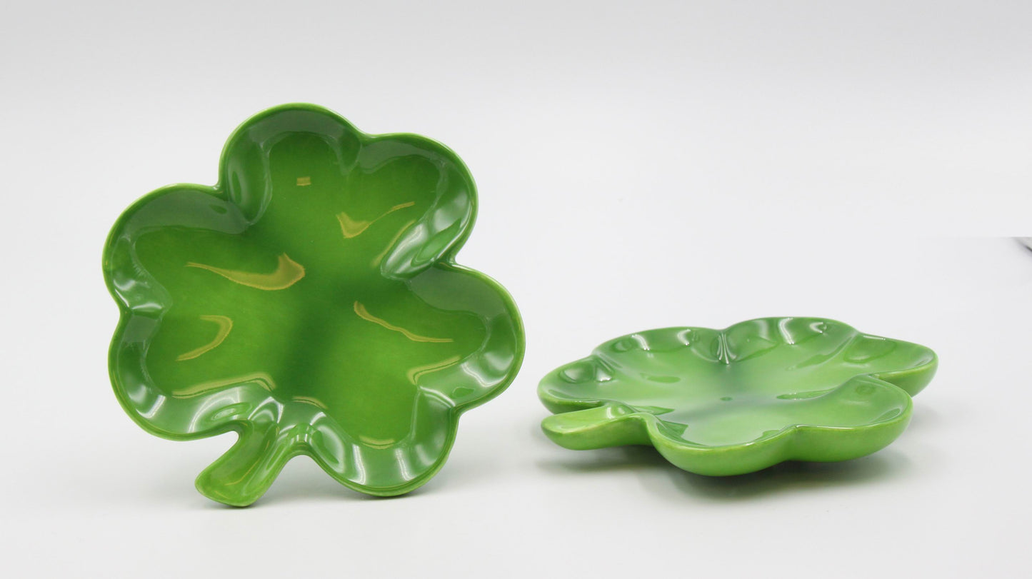 Ceramic Shamrock Plates-Set of 2, Home Décor, Gift for Her, Gift for Mom, Kitchen Décor, Irish Saint Patrick’s Day Décor