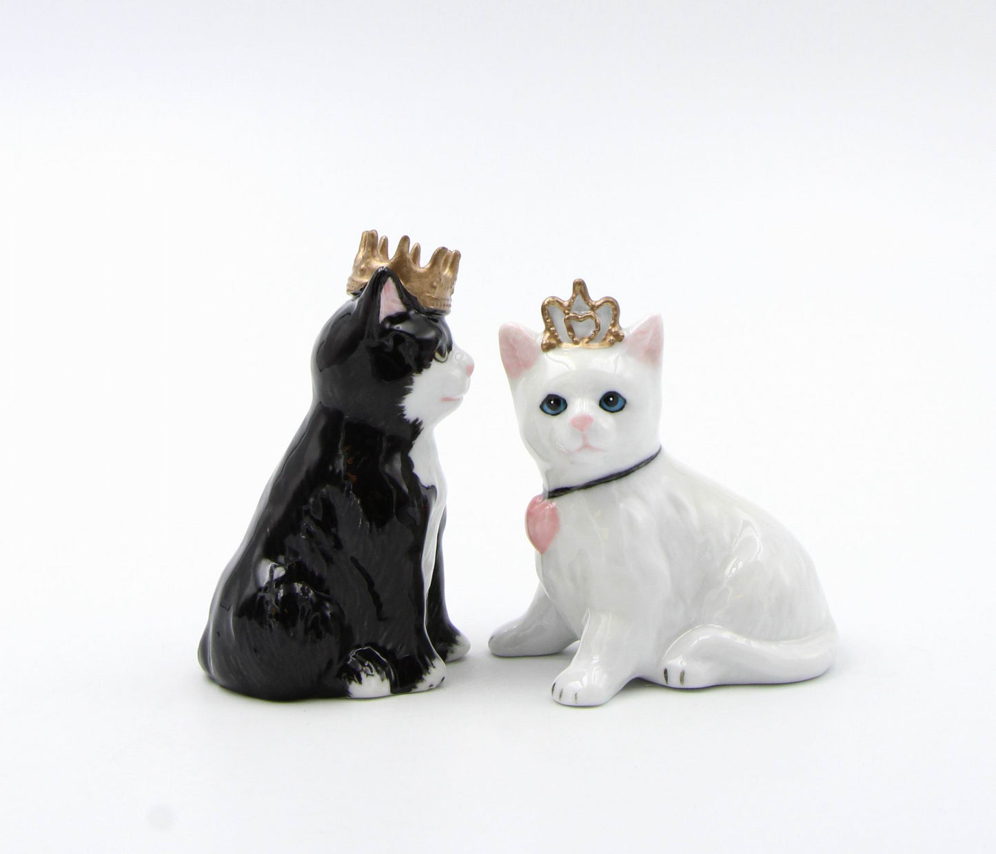 Ceramic King and Queen of Cats Salt and Pepper Shakers, Home Décor, Gift for Her, Gift for Mom, Kitchen Décor, Cat Lovers Gift