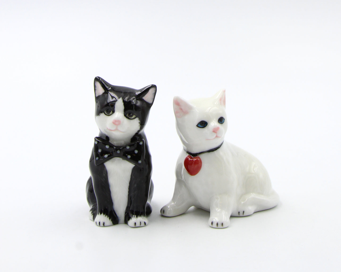 The Purr-fect Couple: Ceramic Valentine's Day Cats Salt And Pepper Shakers, Home Décor, Gift for Her or Mom, Kitchen Décor, Cat Lovers Gift