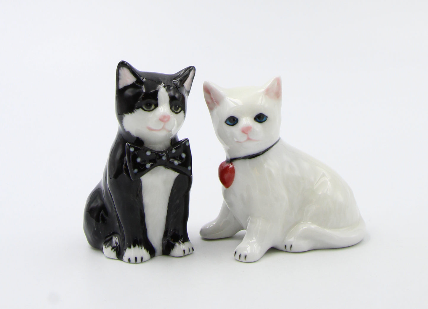 The Purr-fect Couple: Ceramic Valentine's Day Cats Salt And Pepper Shakers, Home Décor, Gift for Her or Mom, Kitchen Décor, Cat Lovers Gift