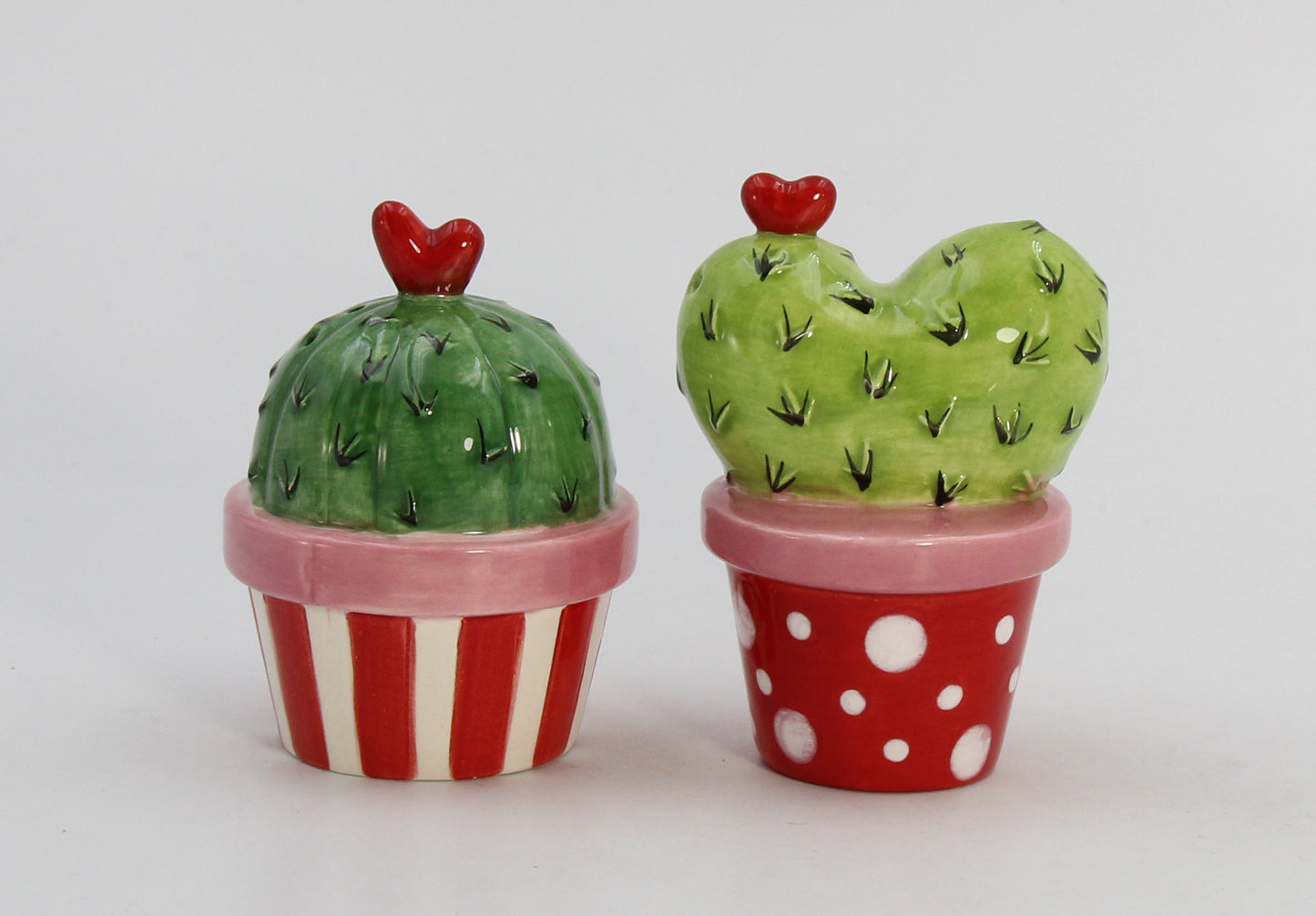 Ceramic Cactus in Pots with Heart Salt and Pepper Shakers, Valentines Day Décor, Gift for Her, Gift for Mom, Kitchen Décor