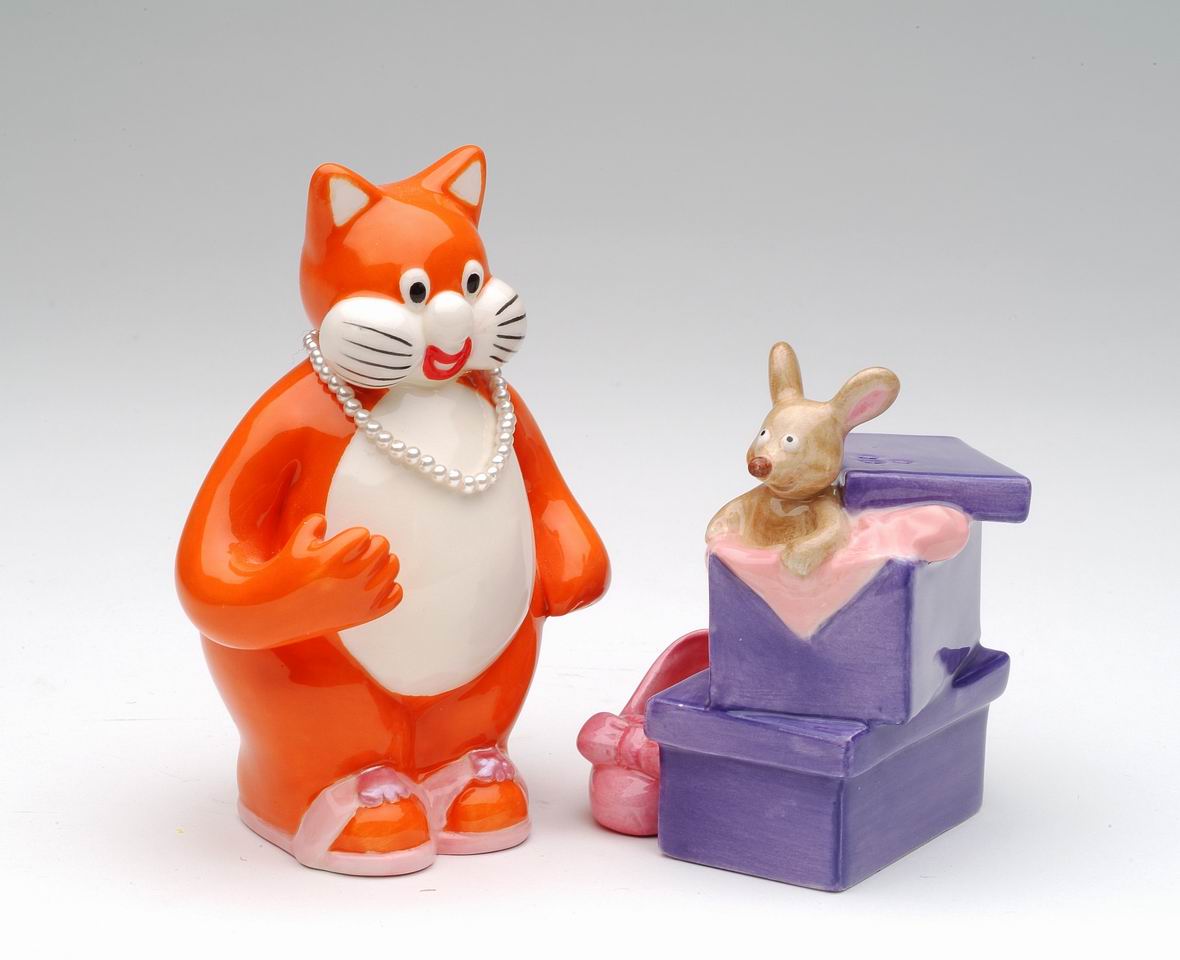 Shopping Cat Salt And Pepper - kevinsgiftshoppe