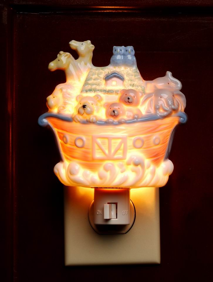 Noah's Ark Plug-In Night Light - kevinsgiftshoppe