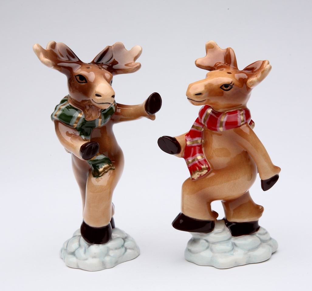 Ceramic Christmas Dancing Moose Salt & Pepper Shakers, Home Décor, Gift for Her, Gift for Mom, Kitchen Décor, Christmas Décor