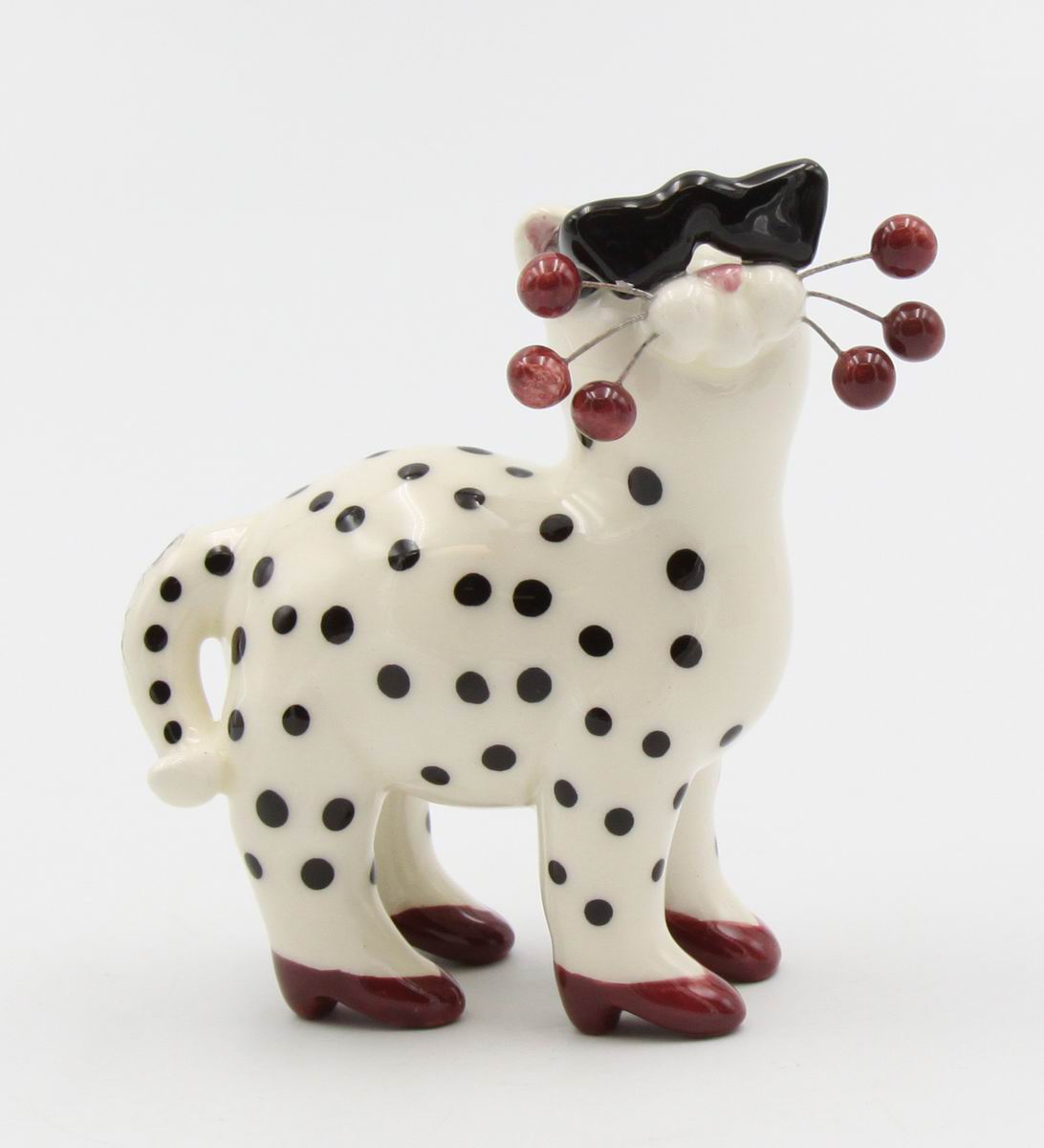 Whisker Cat With Sun Glasses Figurine - kevinsgiftshoppe