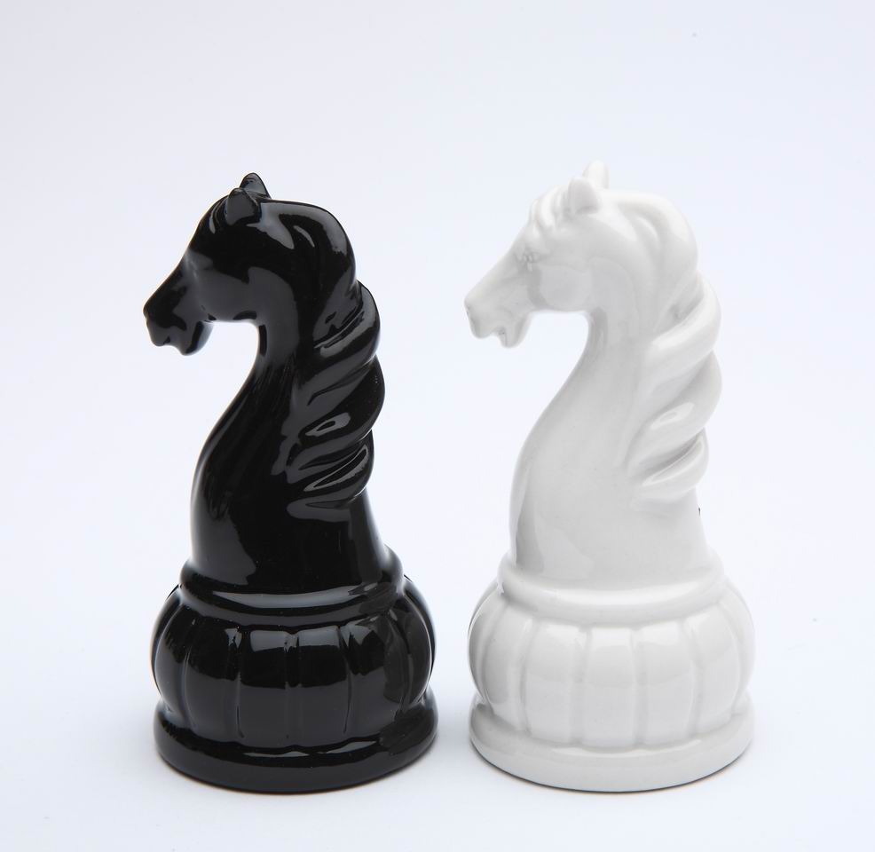 Knight Salt And Pepper - Chess - kevinsgiftshoppe