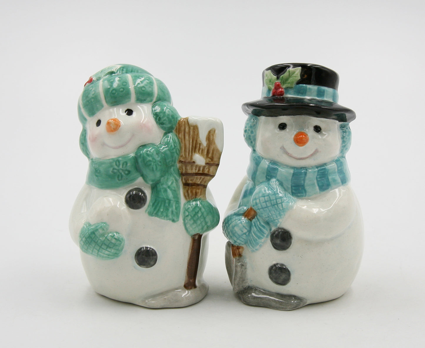 Ceramic Christmas Decor Blue and Green Snowman Salt and Pepper Shakers, Home Décor, Gift for Her, Gift for Mom, Kitchen Décor