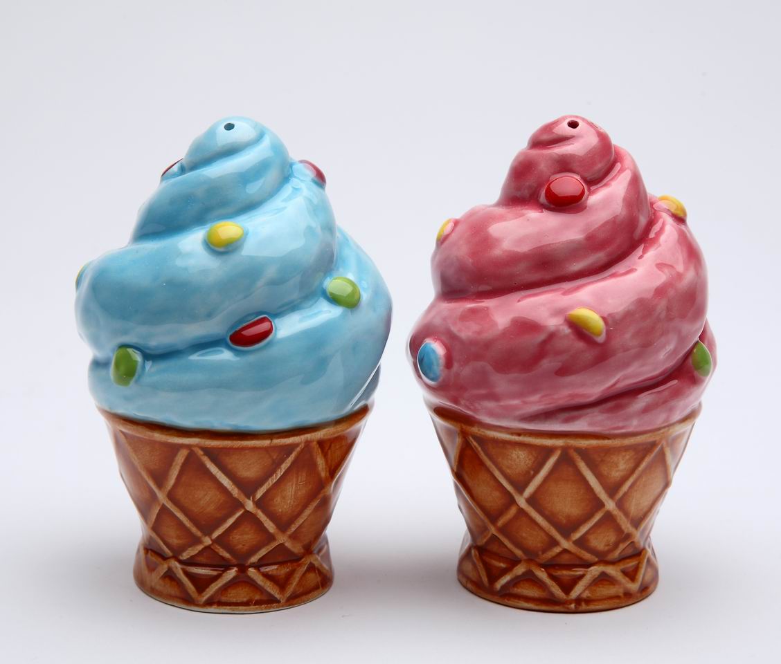 Ice Cream Salt & Pepper - kevinsgiftshoppe