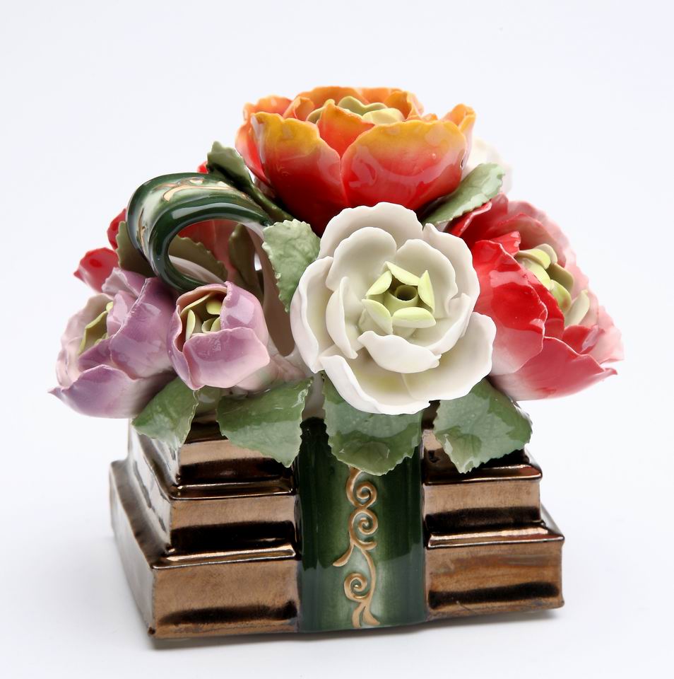 Hand Crafted Ceramic Flowers Music Box, Home Décor, Gift for Her, Gift for Mom, Nature Lover Décor, Vintage Decor